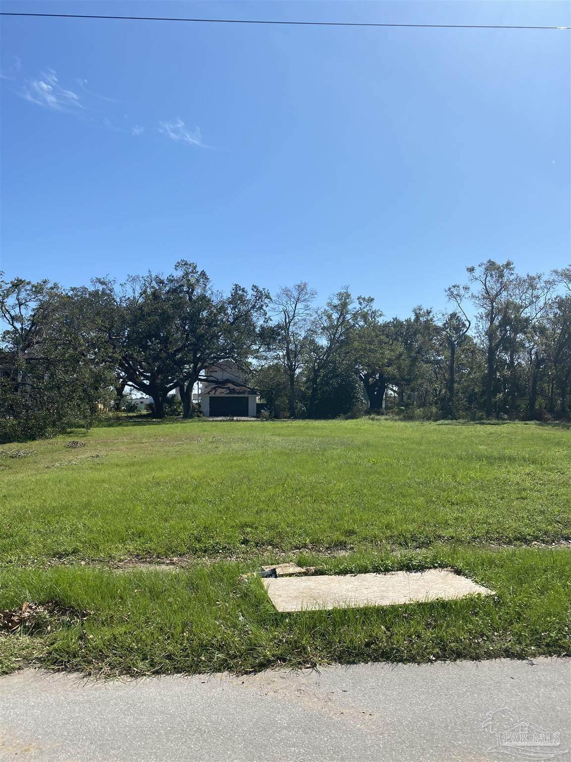 735 Government St - Photo 1