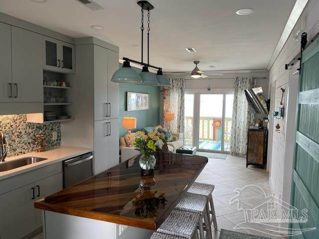 1150 Ft Pickens Rd - Photo 1