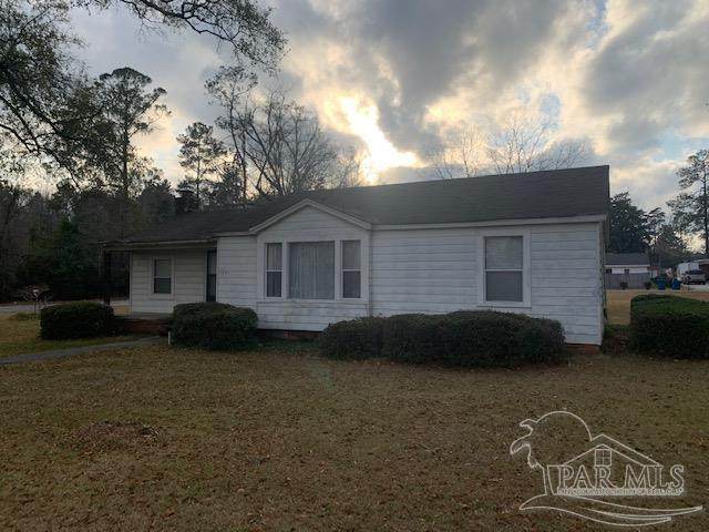 1601 Douglas Ave - Photo 1