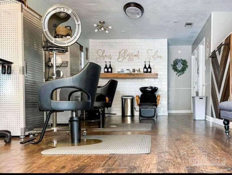 6087 Berryhill Rd - Photo 1