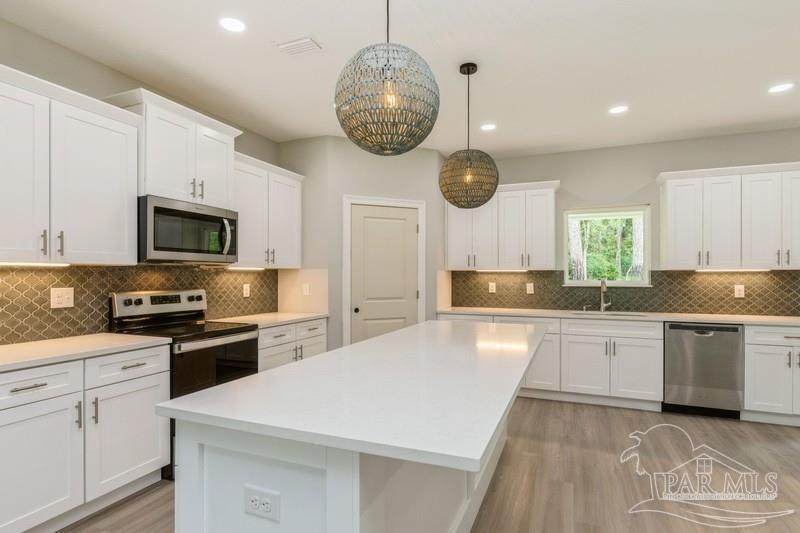 9004 River Dr - Photo 1