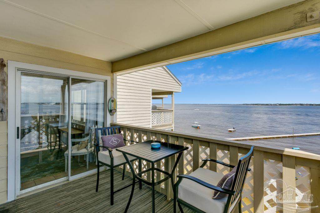 1150 Ft Pickens Rd - Photo 1
