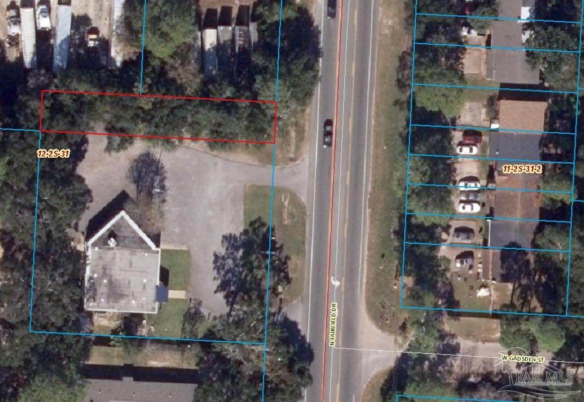 700 Fairfield Dr - Photo 1