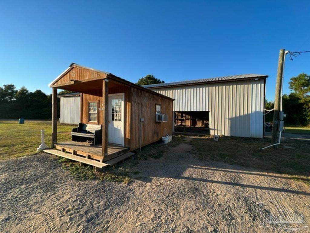970 Woods Rd - Photo 1