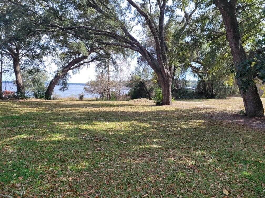 https://bt-photos.global.ssl.fastly.net/pensacola/orig_boomver_1_619201-2.jpg