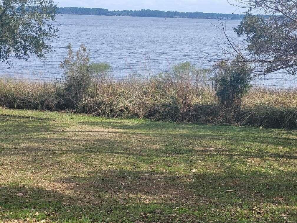 https://bt-photos.global.ssl.fastly.net/pensacola/orig_boomver_1_619201-2.jpg