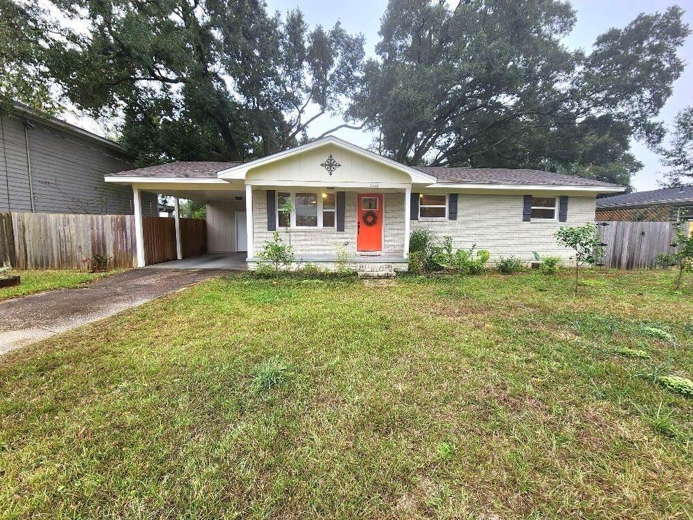 1355 Baars St - Photo 1