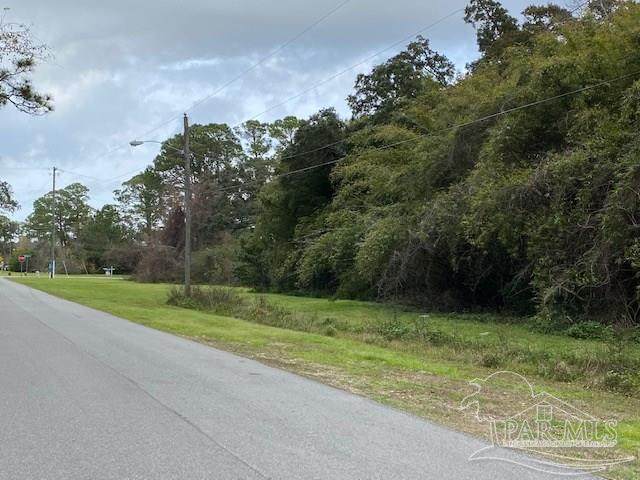 https://bt-photos.global.ssl.fastly.net/pensacola/orig_boomver_1_634886-2.jpg