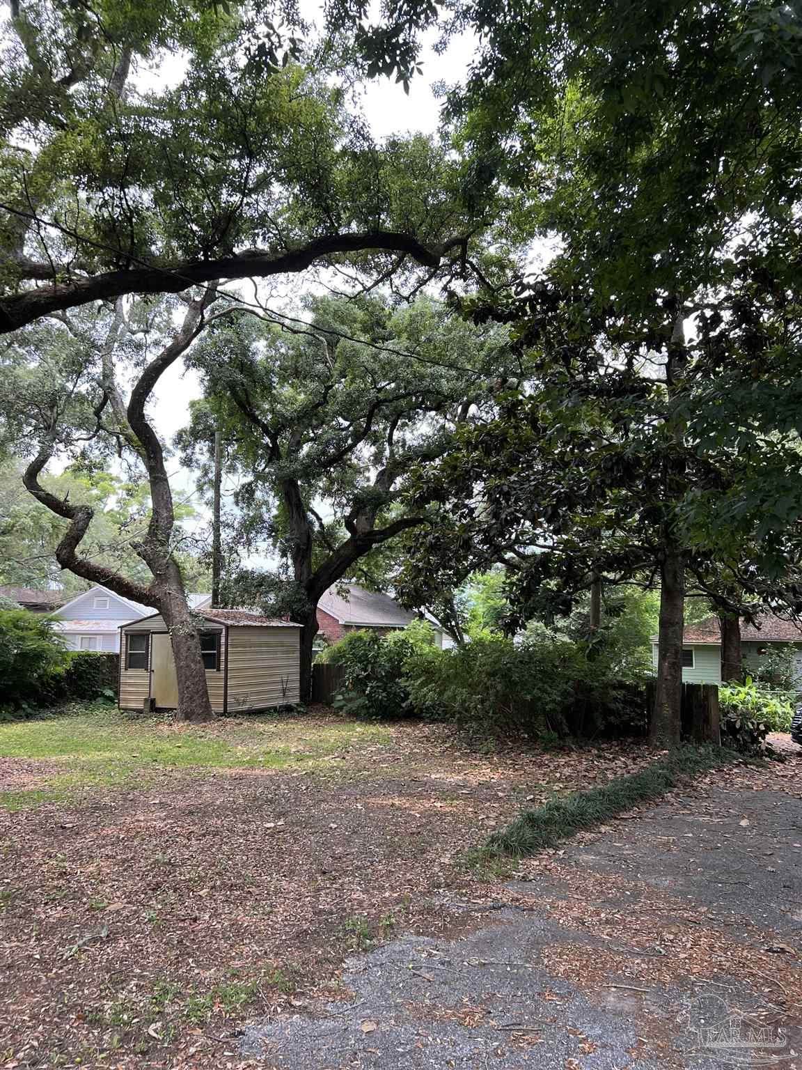 https://bt-photos.global.ssl.fastly.net/pensacola/orig_boomver_1_646365-2.jpg