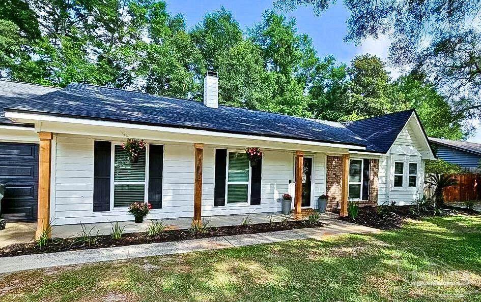 7438 Baywoods Ln - Photo 1