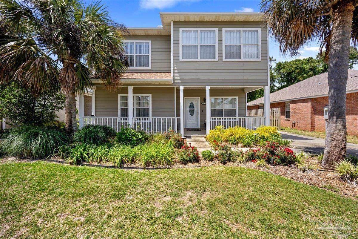 4637 Isles Dr - Photo 1