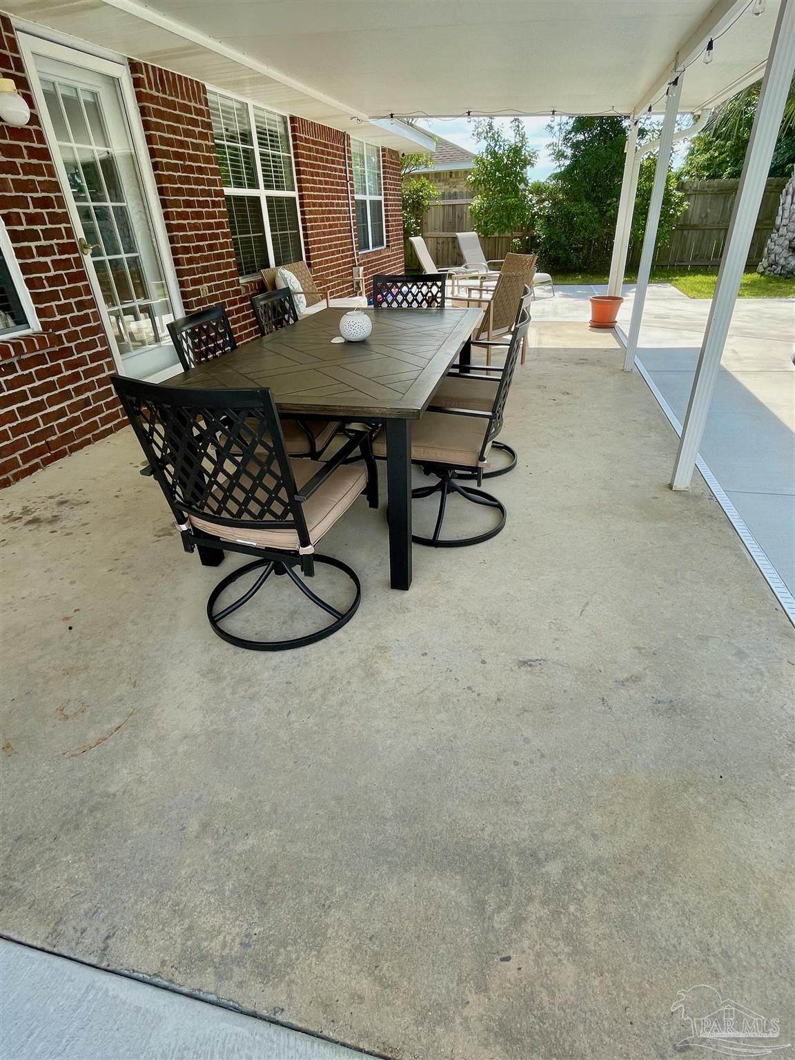 https://bt-photos.global.ssl.fastly.net/pensacola/orig_boomver_1_664112-2.jpg