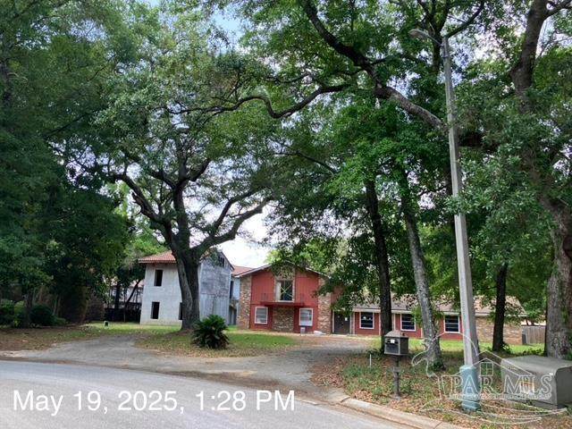 5795 Avenida Robledal - Photo 1