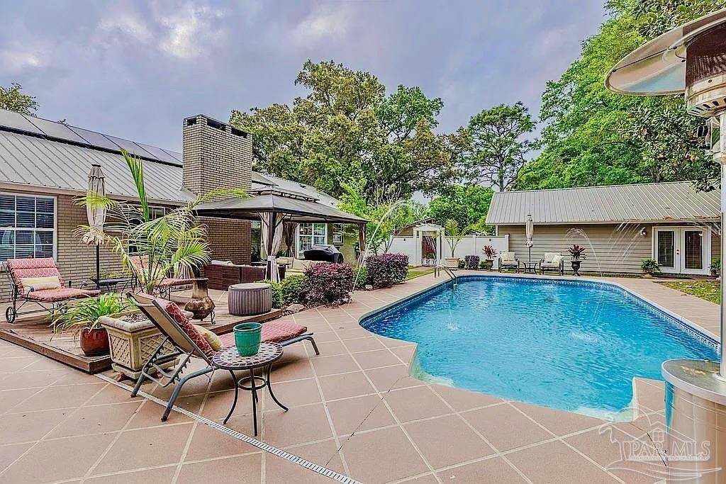 7920 Lancelot Dr - Photo 1
