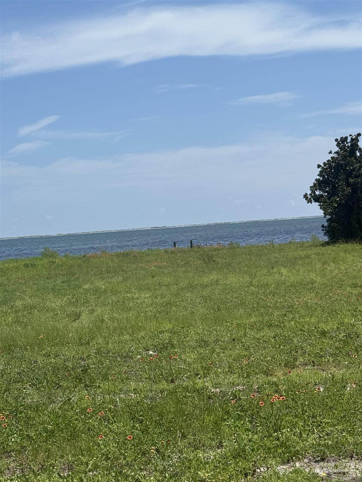 https://bt-photos.global.ssl.fastly.net/pensacola/orig_boomver_1_666081-2.jpg