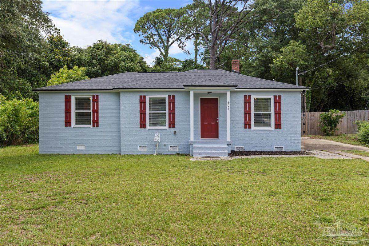 601 Sunset Ave - Photo 1
