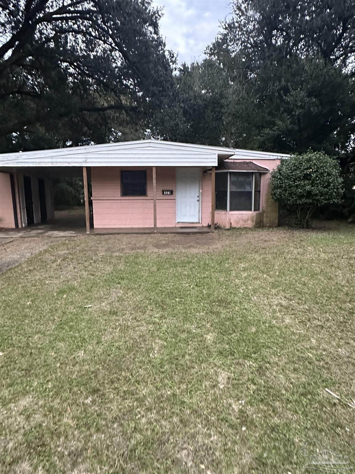 121 Garfield - Photo 1