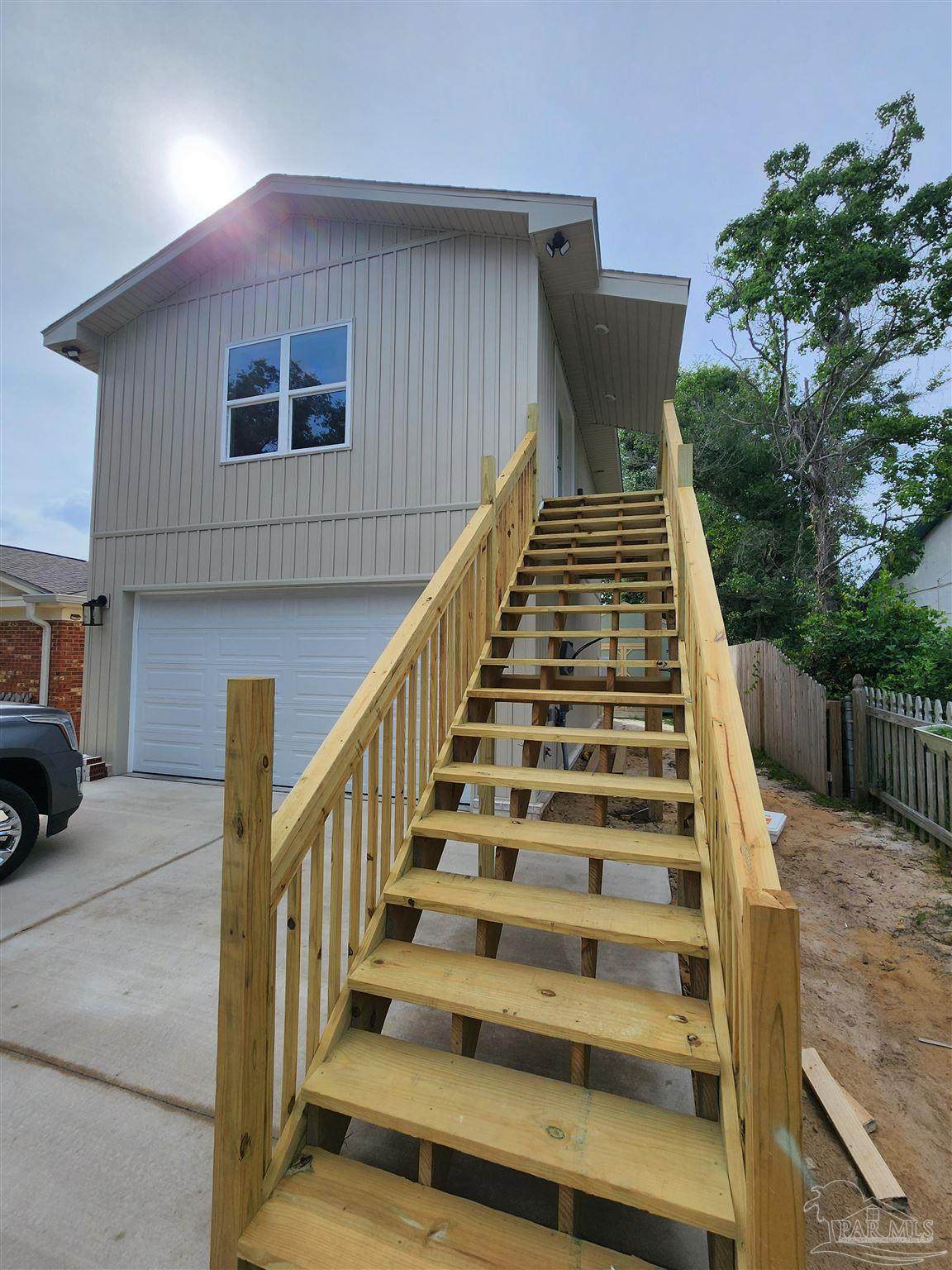 3305 Bluewater Dr - Photo 1