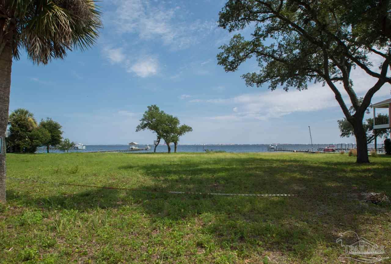 3013 Bay St - Photo 1