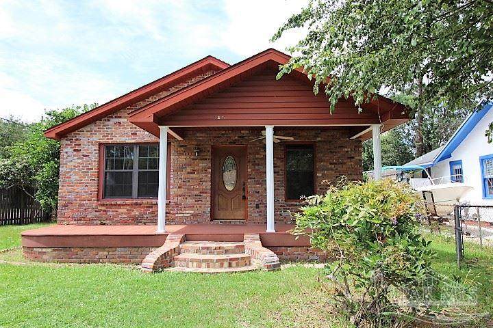 545 2nd St - Photo 1