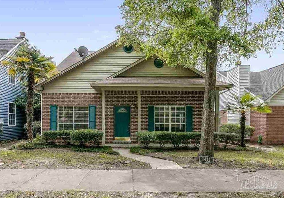 1411 12th Ave - Photo 1