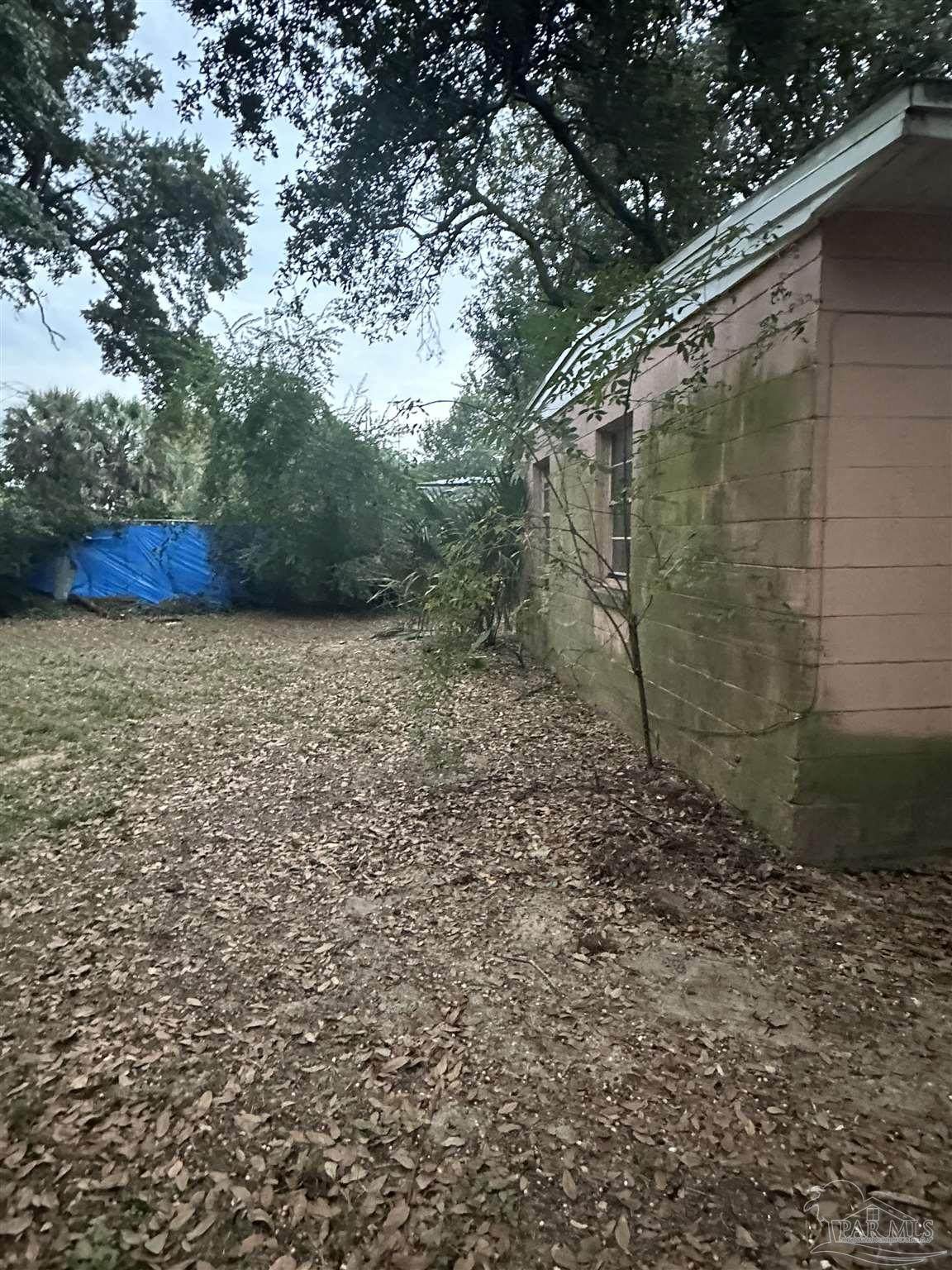 https://bt-photos.global.ssl.fastly.net/pensacola/orig_boomver_1_673818-2.jpg