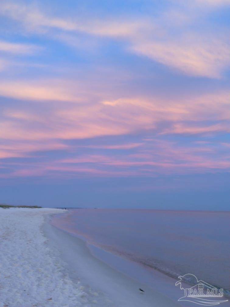 https://bt-photos.global.ssl.fastly.net/pensacola/orig_boomver_1_674781-3.jpg