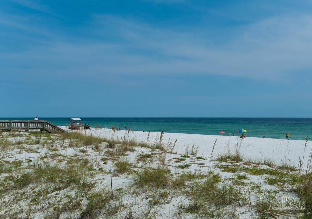 https://bt-photos.global.ssl.fastly.net/pensacola/orig_boomver_1_675153-2.jpg