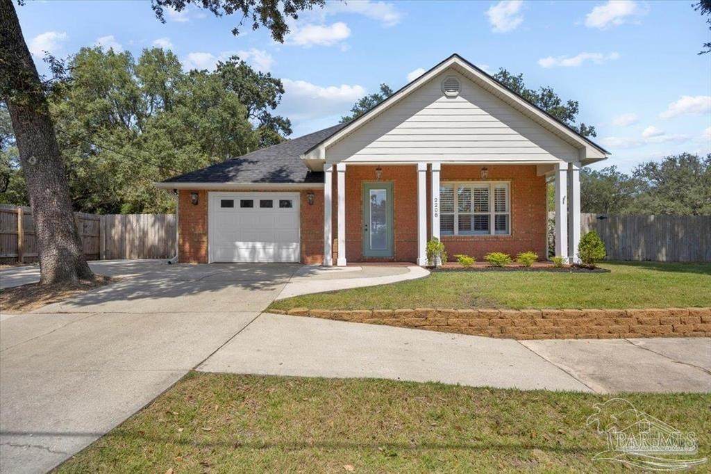 2208 Mcleod St - Photo 1