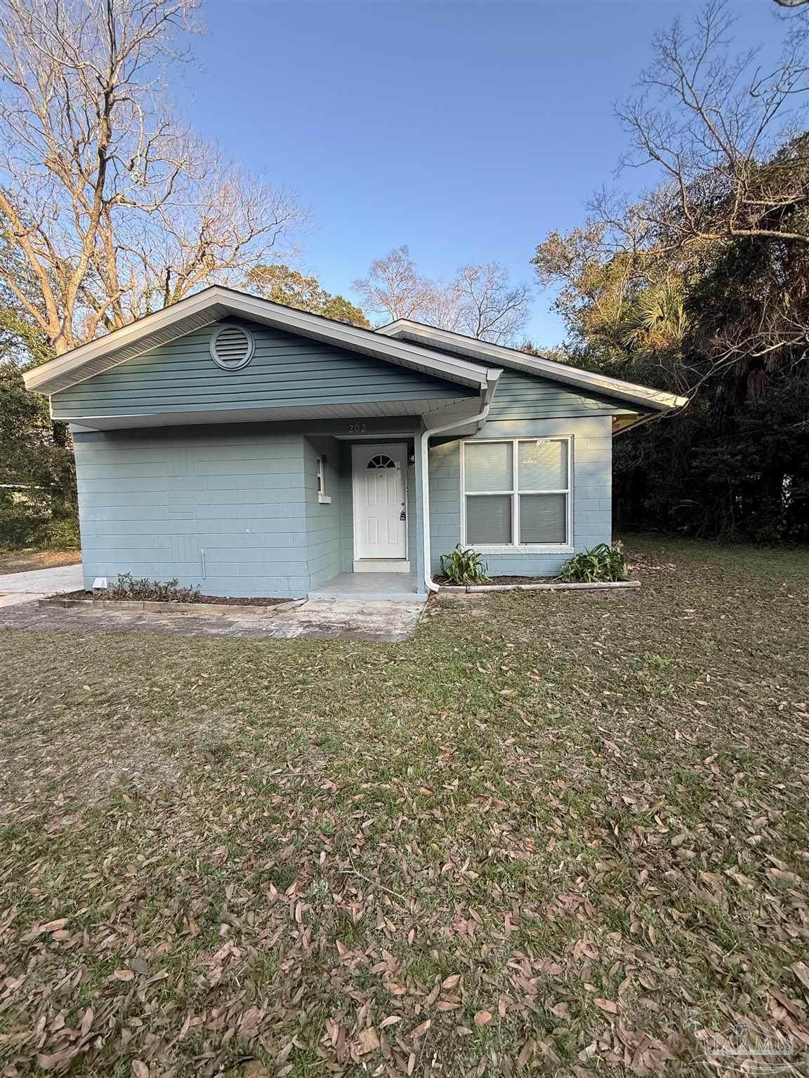 202 Emerald Ave - Photo 1