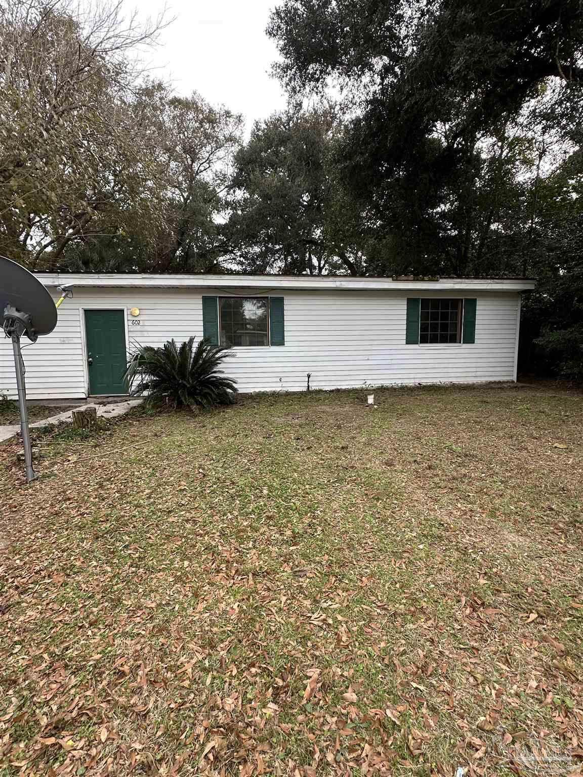 602 New York Dr - Photo 1