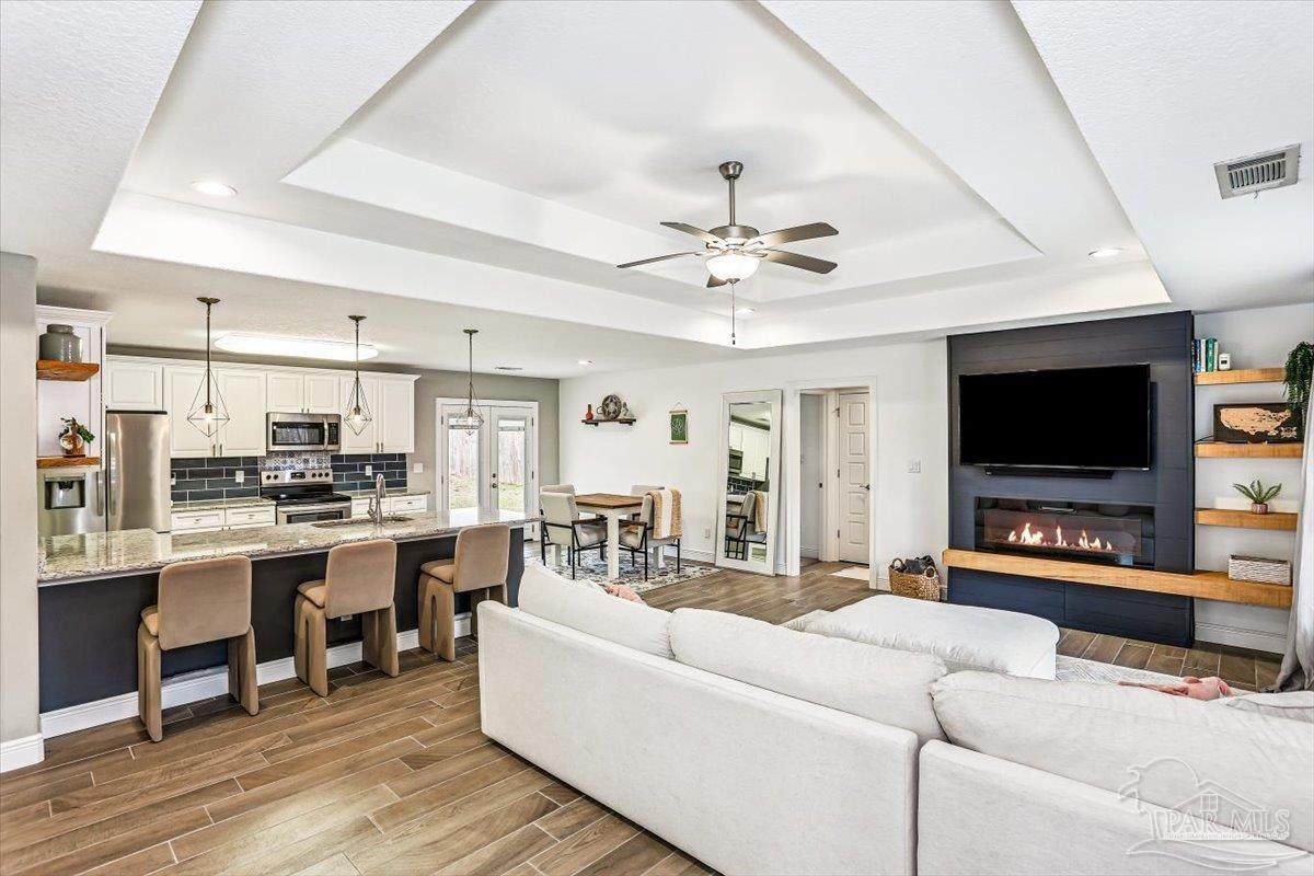 5063 Bonita Ave - Photo 1