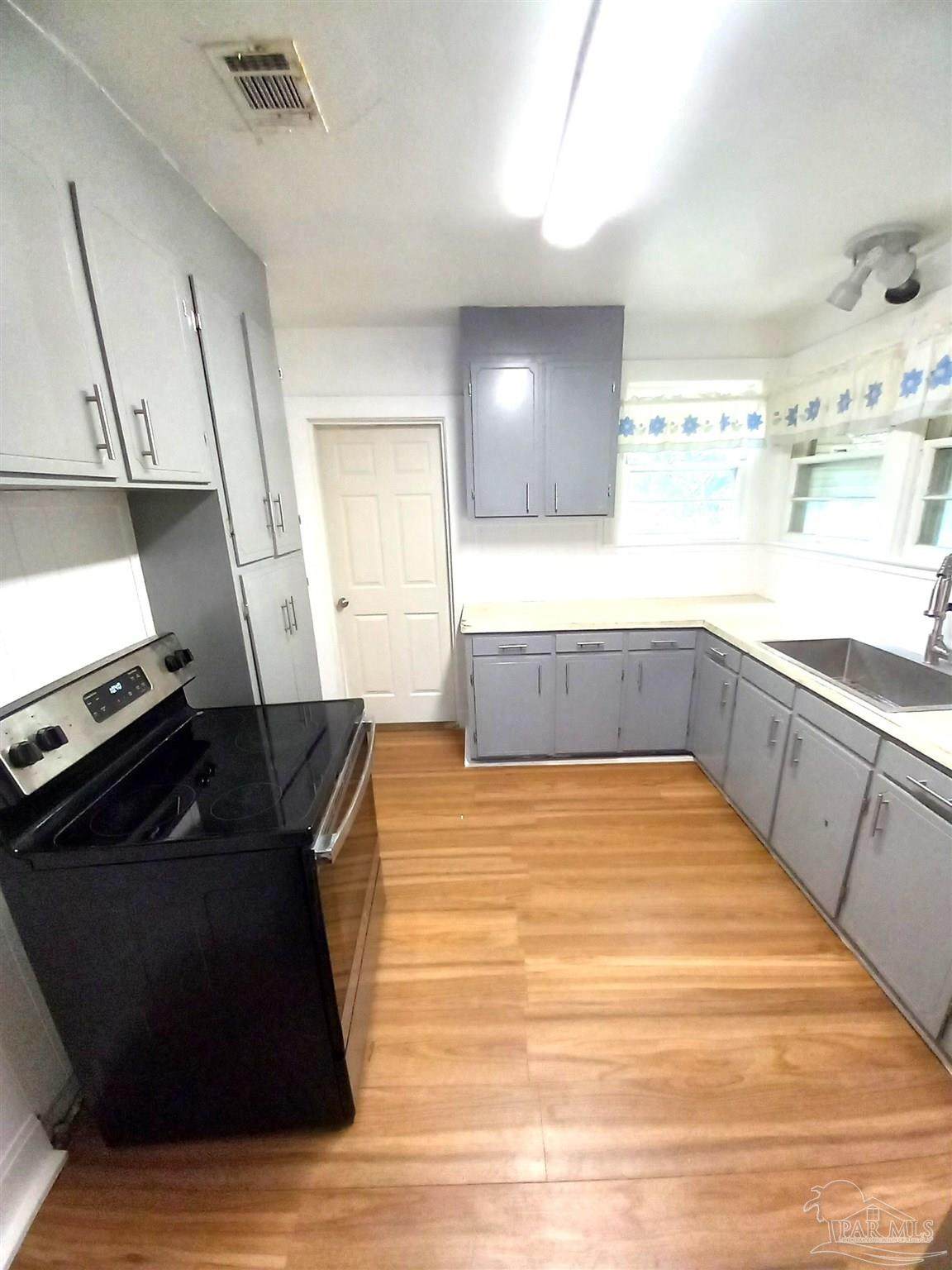 1120 Old Corry Field Rd - Photo 1