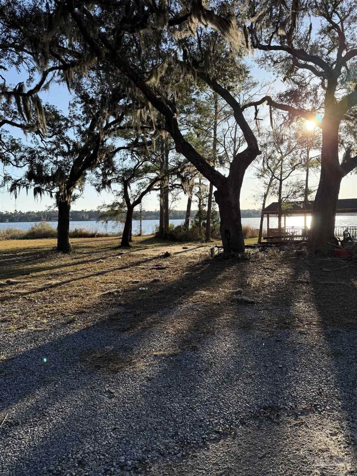 https://bt-photos.global.ssl.fastly.net/pensacola/1280_boomver_1_676684-2.jpg