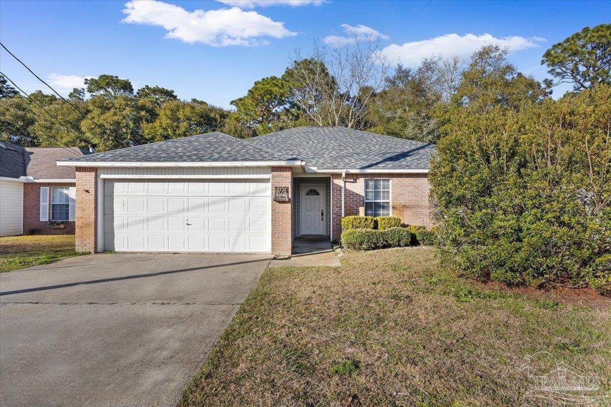 924 Emily Cir - Photo 1