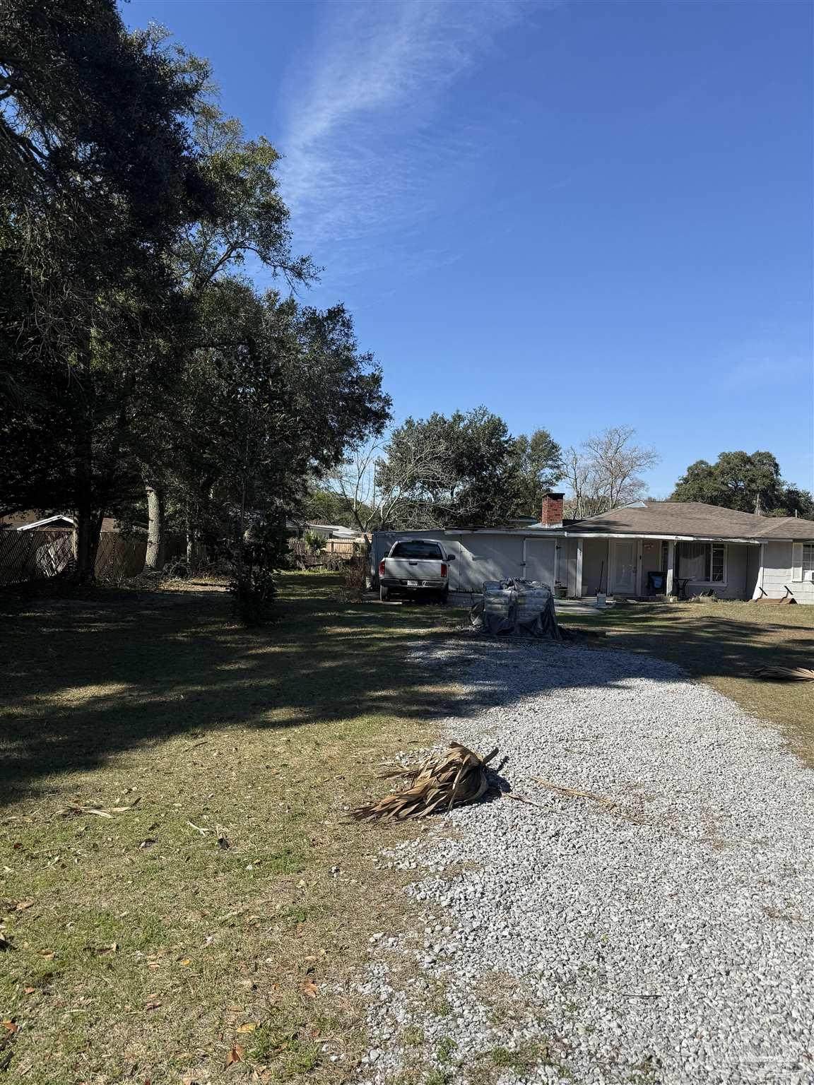 https://bt-photos.global.ssl.fastly.net/pensacola/orig_boomver_1_676848-3.jpg