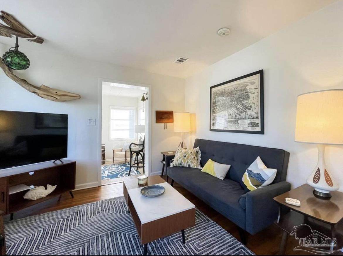 805 Rue Max St - Photo 1
