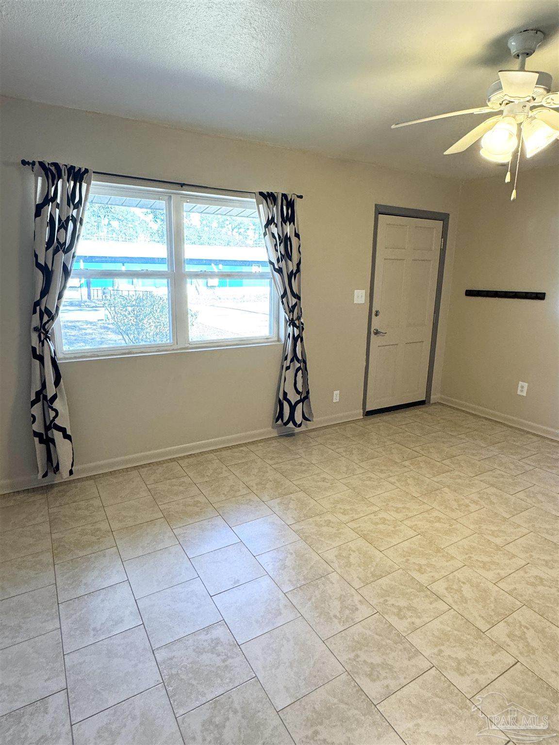 https://bt-photos.global.ssl.fastly.net/pensacola/1280_boomver_2_677321-2.jpg