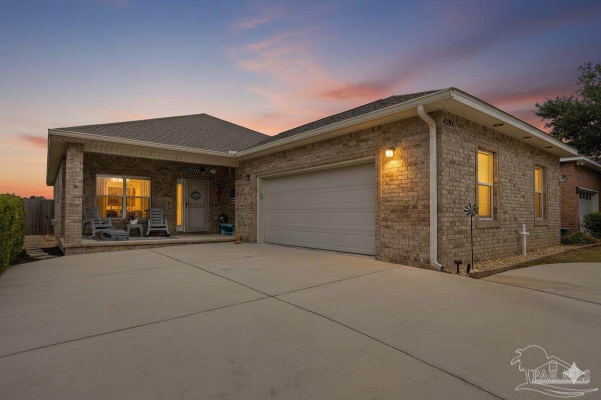 4154 Oak Pointe Dr - Photo 1