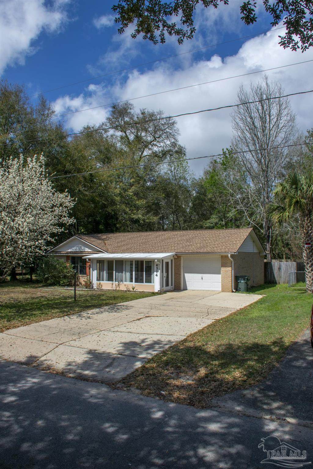 6514 Oakcrest Rd - Photo 1