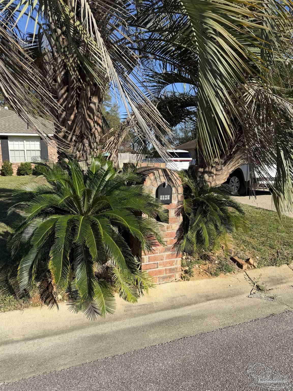 https://bt-photos.global.ssl.fastly.net/pensacola/orig_boomver_1_679193-2.jpg
