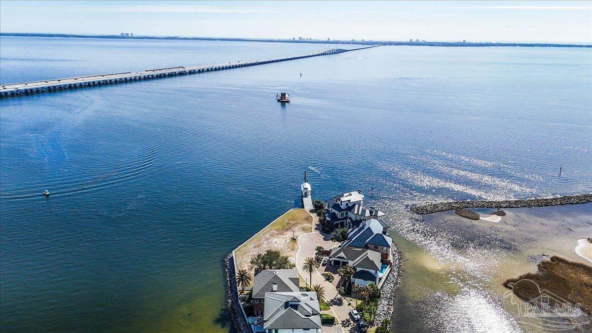 https://bt-photos.global.ssl.fastly.net/pensacola/orig_boomver_1_679258-2.jpg