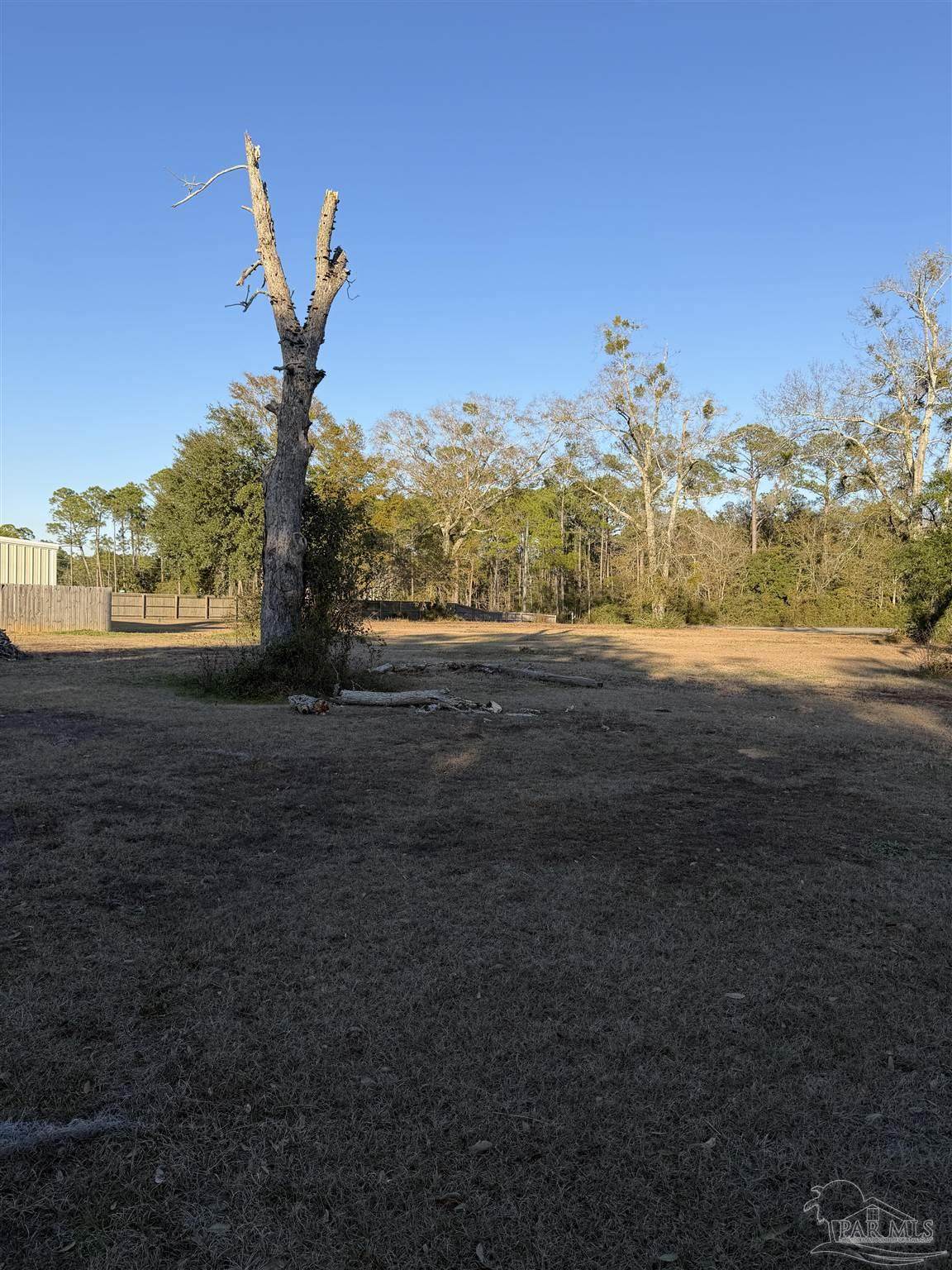 https://bt-photos.global.ssl.fastly.net/pensacola/orig_boomver_1_679317-2.jpg
