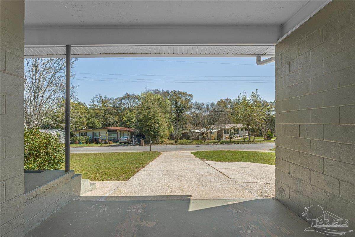 https://bt-photos.global.ssl.fastly.net/pensacola/orig_boomver_1_679773-2.jpg
