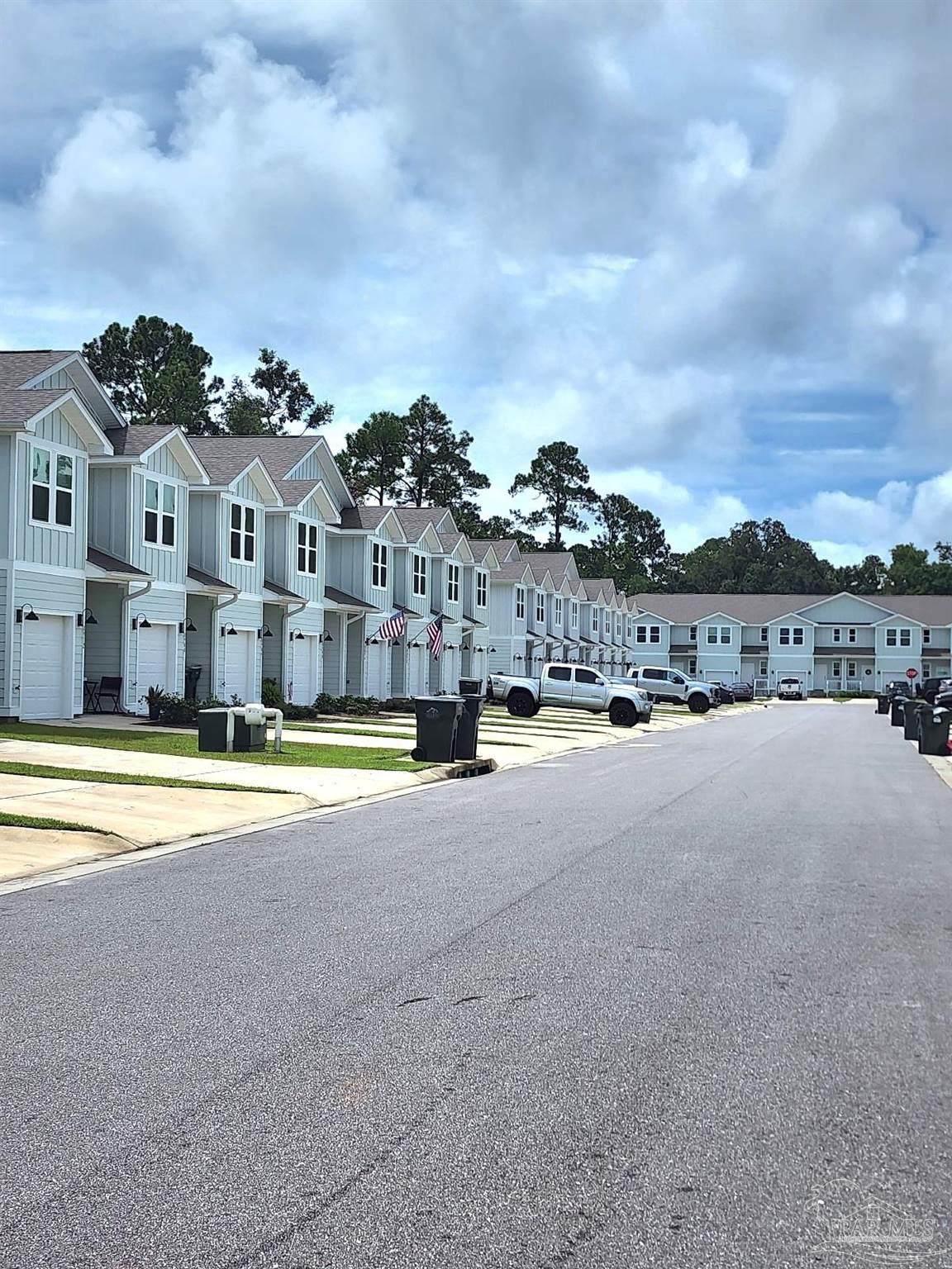https://bt-photos.global.ssl.fastly.net/pensacola/orig_boomver_1_680103-2.jpg
