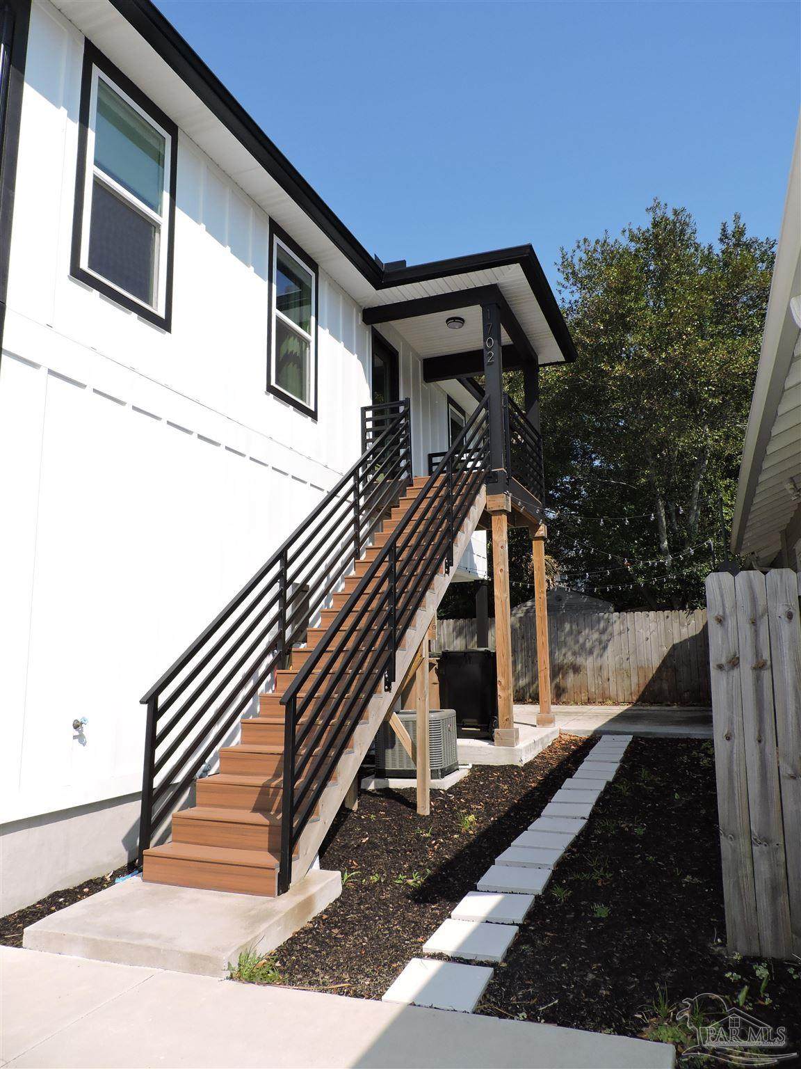 1702 La Rua St - Photo 1
