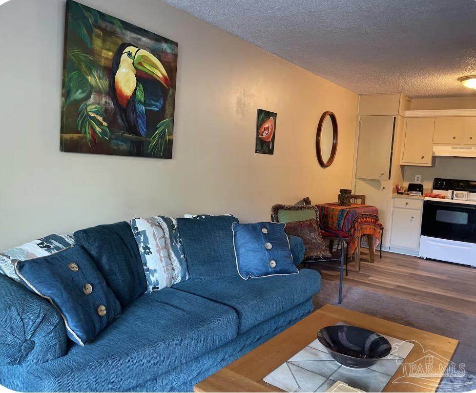 3208 F Redwood Ln - Photo 1