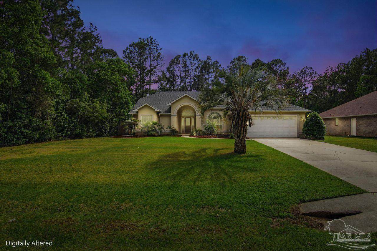 https://bt-photos.global.ssl.fastly.net/pensacola/orig_boomver_1_680520-2.jpg