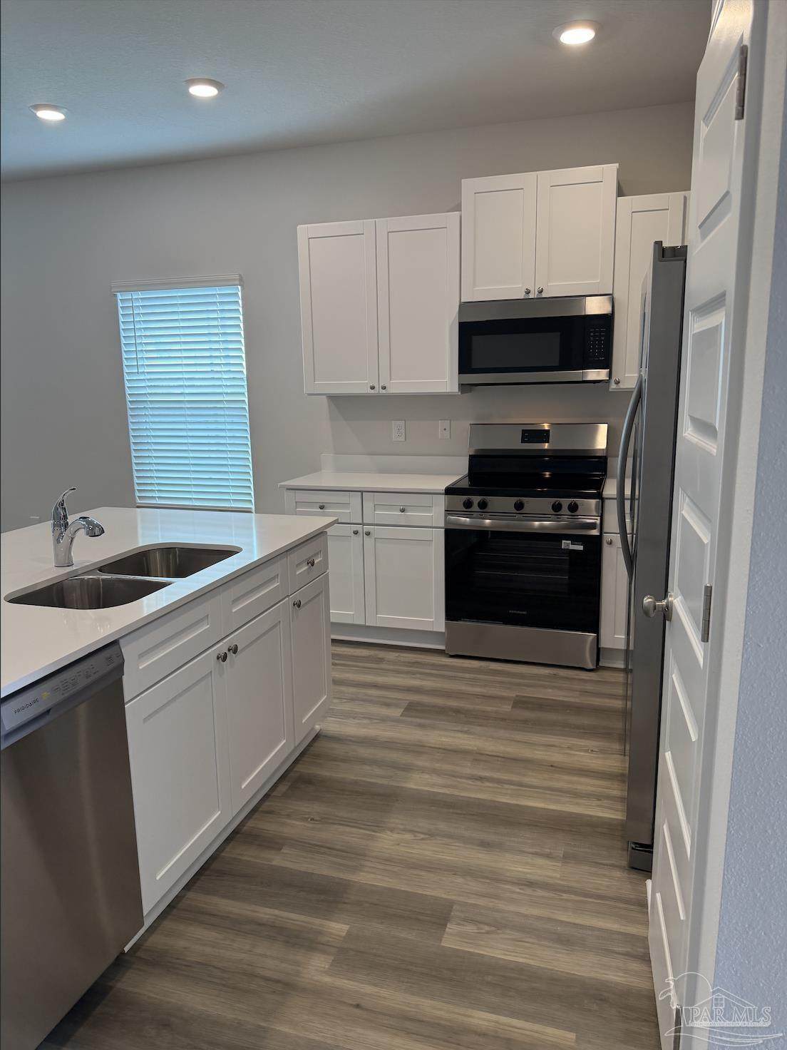 3984 Pendragon Cir - Photo 1