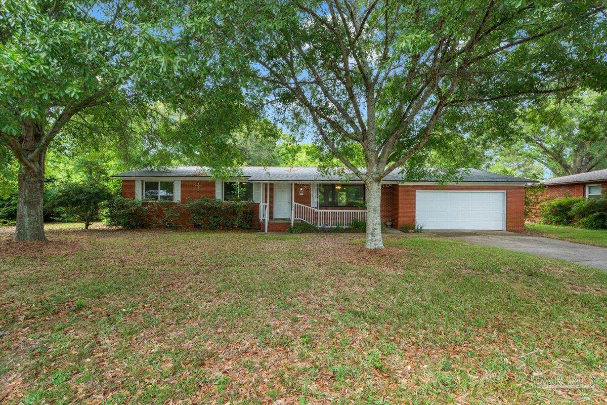1522 Bakalane Ave - Photo 1